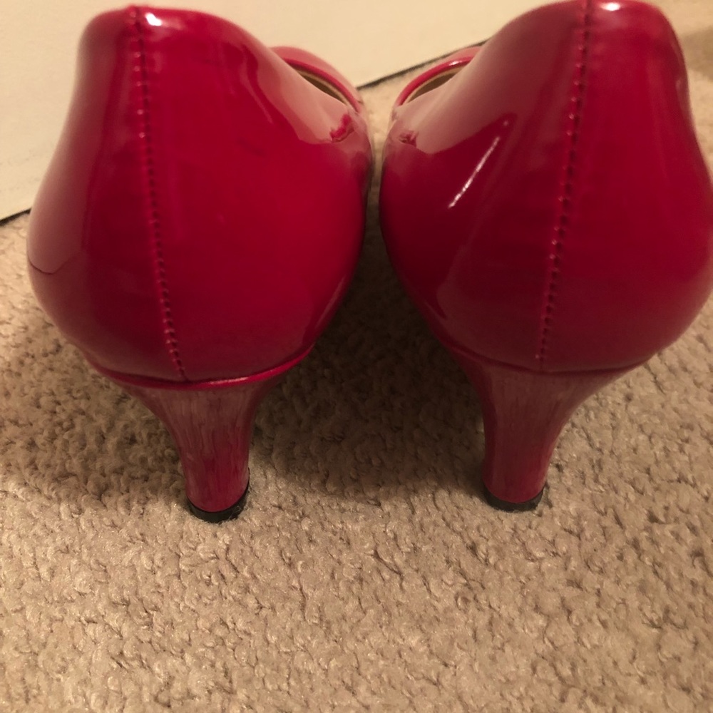 Red Heels - Picture 3 of 4